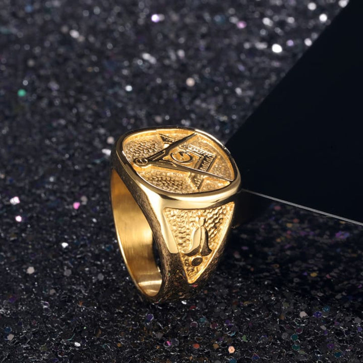 Anel Maçom - Esquadro e Compasso Banhado a Ouro 18K