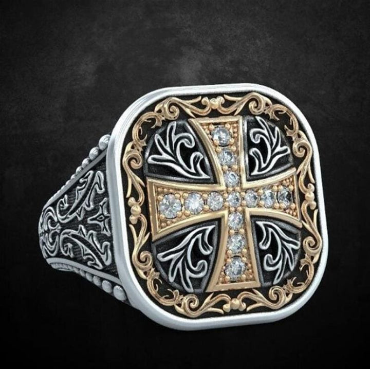Anel Medieval Cruz de Malta Prata