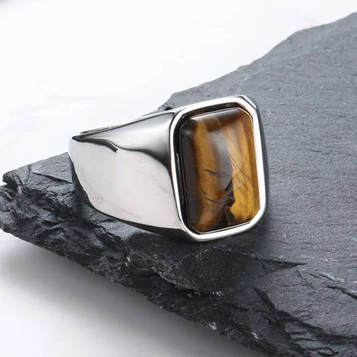 Anel Masculino Chevalier com Pedra Olho de Tigre  em Aço 316L