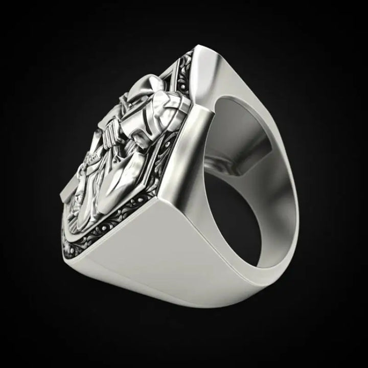 Anel Masculino com Escudo dos Cavaleiros Templários - Design Exclusivo