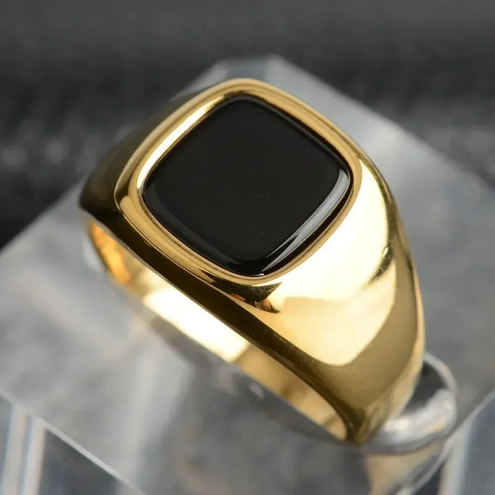 Anel Masculino Chevalier com Pedra de Ônix Preta em Aço 316L