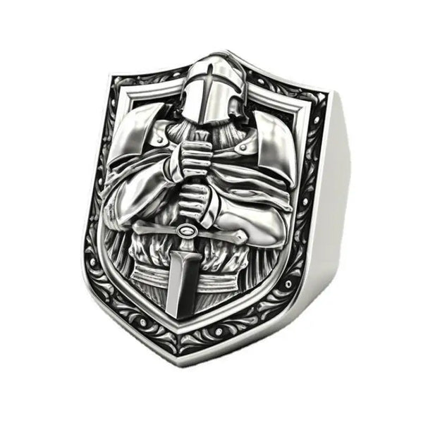 Anel Masculino com Escudo dos Cavaleiros Templários - Design Exclusivo