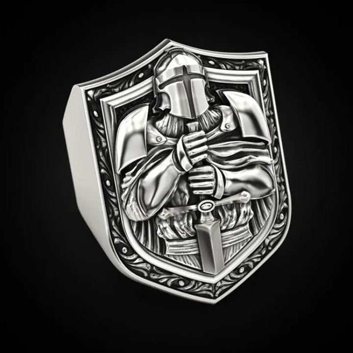 Anel Masculino com Escudo dos Cavaleiros Templários - Design Exclusivo