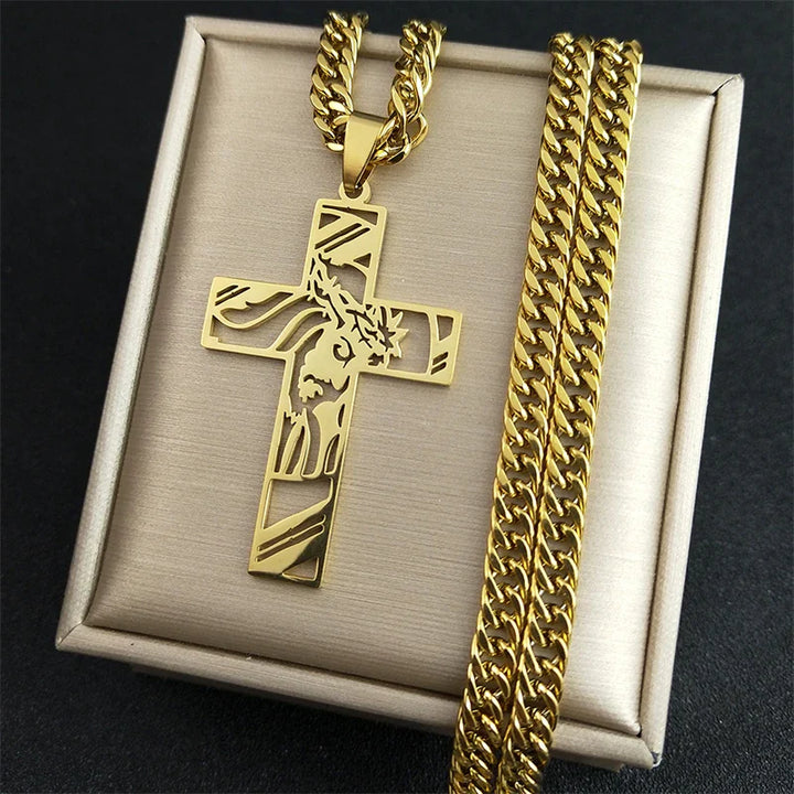 Colar Sagrada Face de Cristo Banhado a Ouro