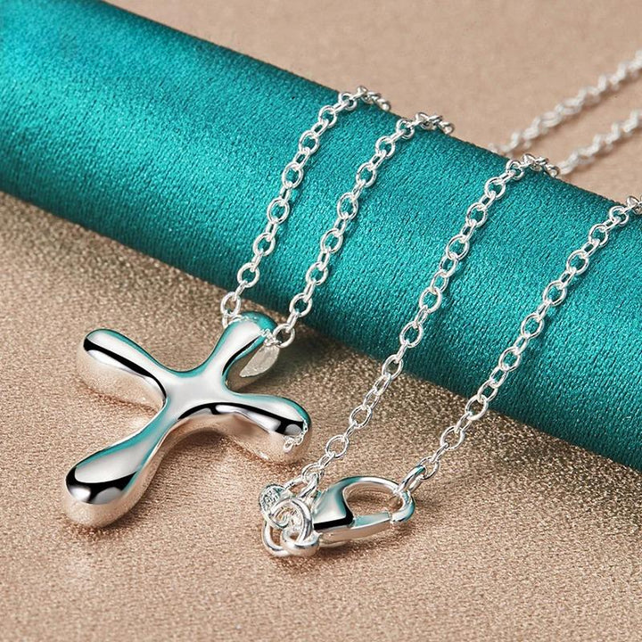 Colar Crucifixo Feminino Gota em Prata